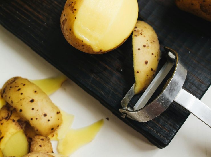 Bucce di patate (pexels.com) - romagnaatavola.it