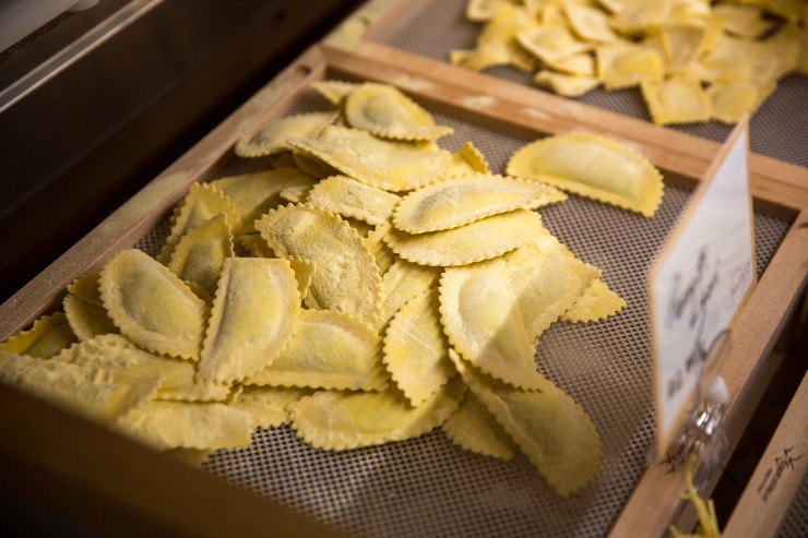 Pasta fresca ripiena in vendita