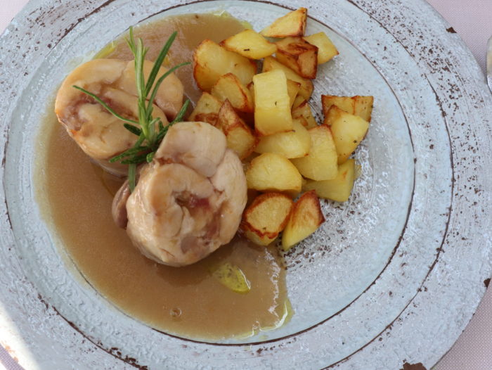 Coniglio in porchetta con patate al forno - La Trattoria di Ravenna