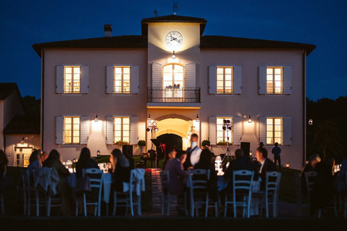 Cene con concerto Note di Gusto sotto le Stelle al Borgo Condè Wine Resort