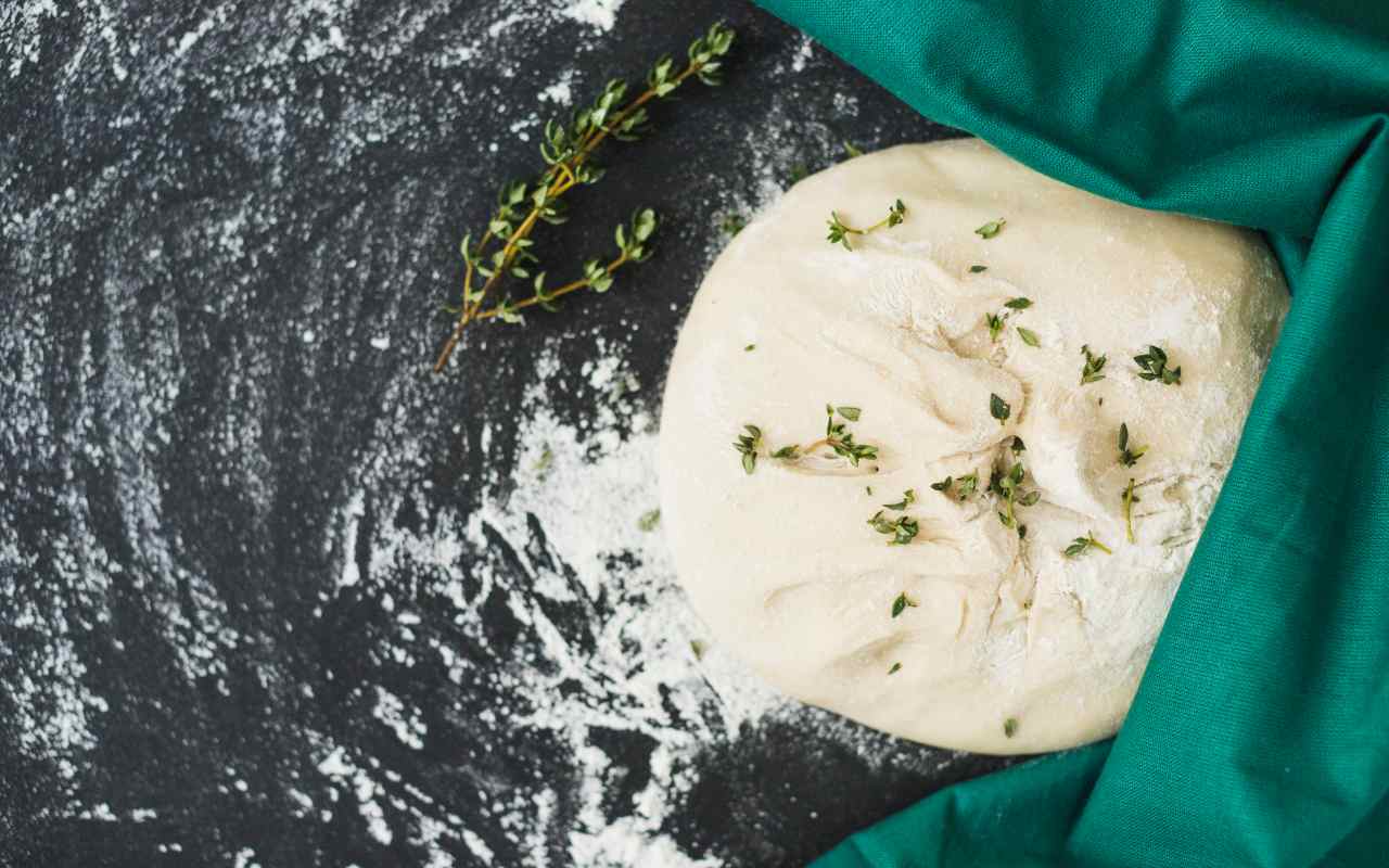 Romagna batte Roma 1 a 0: la focaccia qui si chiama SPIANATA e non è seconda a nessun’altra