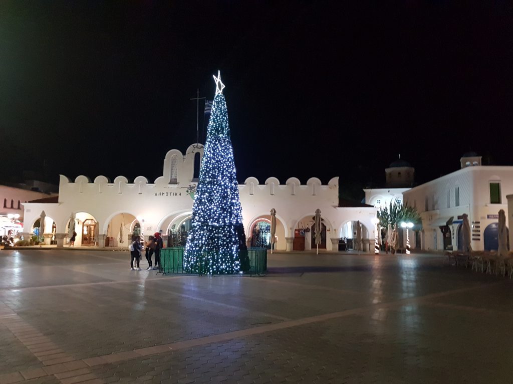 Forlì’s Enchanting Squares: A Holiday Celebration