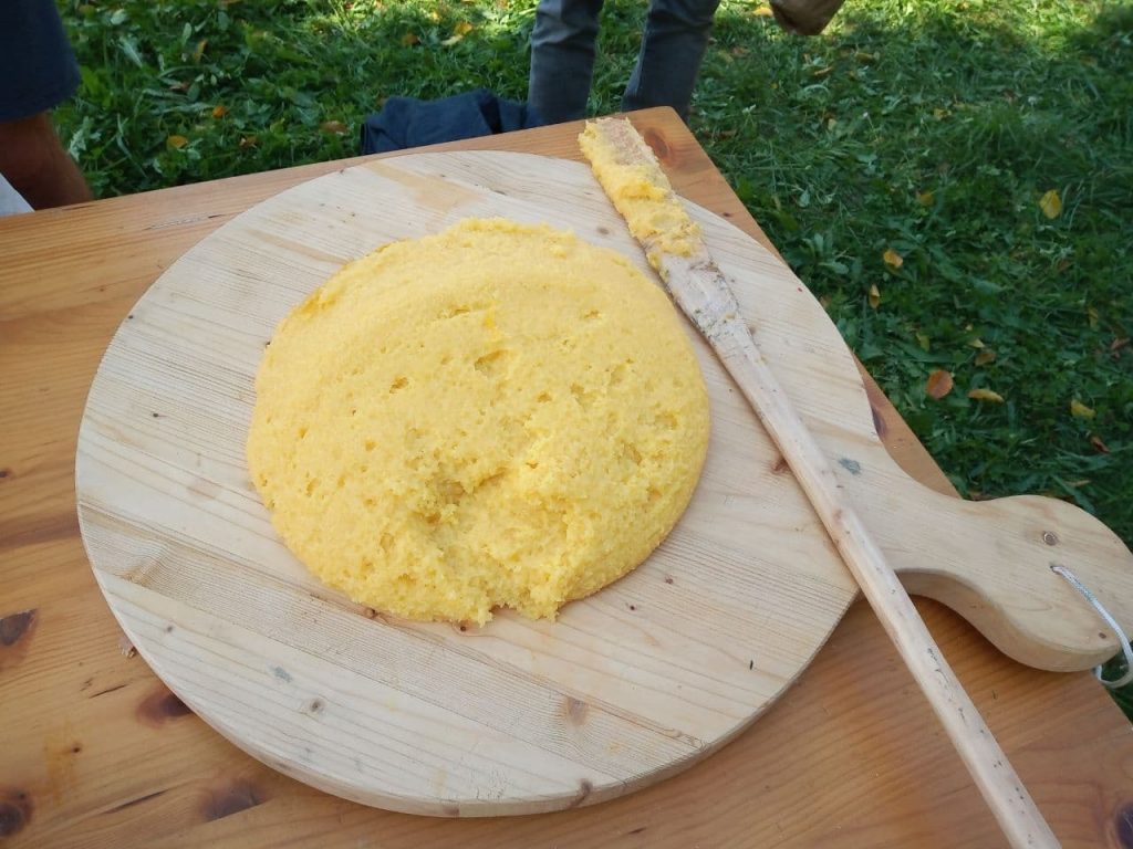 Delizie d’Autunno a Perticara: Polenta, Funghi e Sapori di Romagna