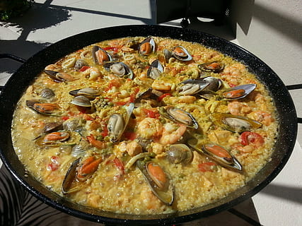 Un’indimenticabile Paella al Ristorante Il Fienile di Forlì