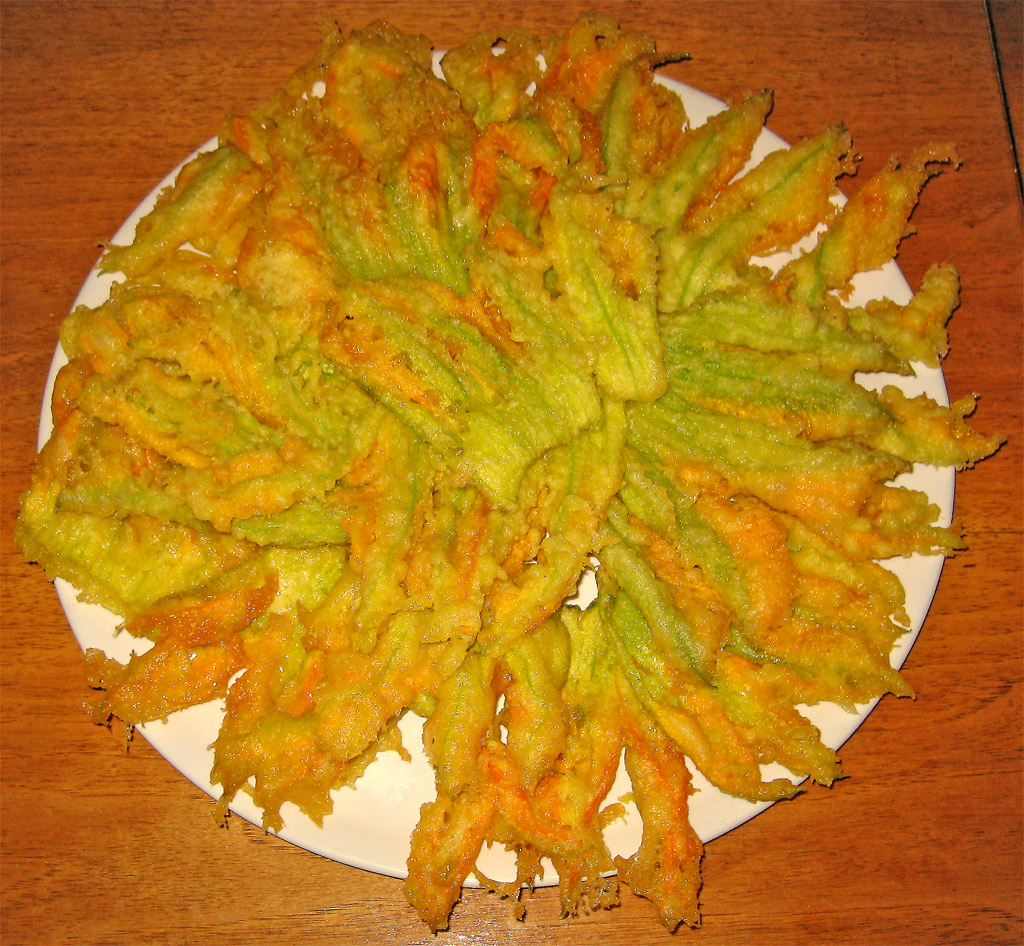 Abbinamenti culinari con i fiori di zucca: un tesoro estivo