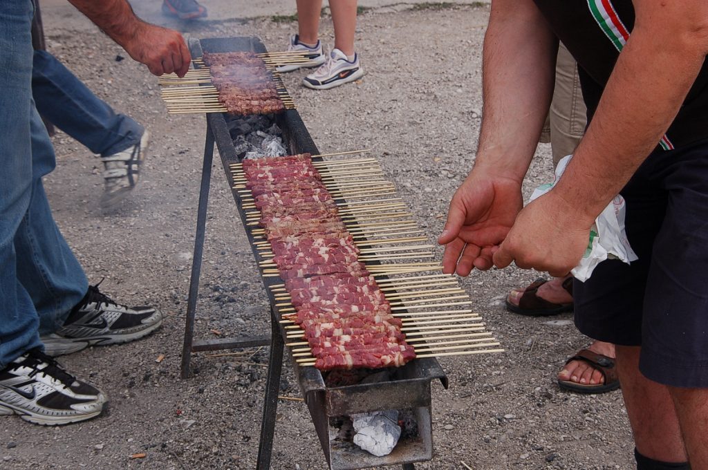 Delizie Abruzzesi e Divertimento a Voltana