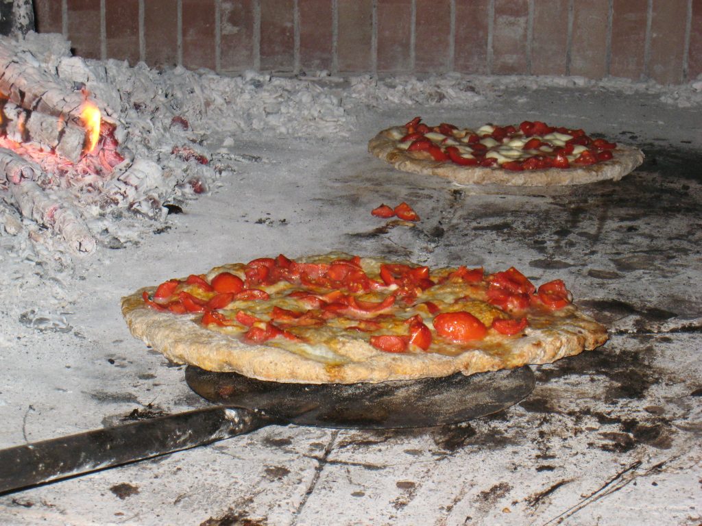 Il Casale Biologico di Montecolombo: Cucina Genuina e Tradizione Romagnola