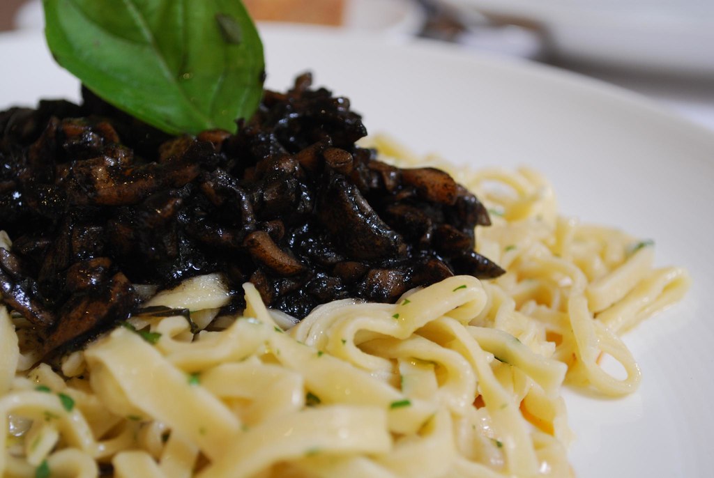 Un succulento ragù di seppia: ricetta romagnola