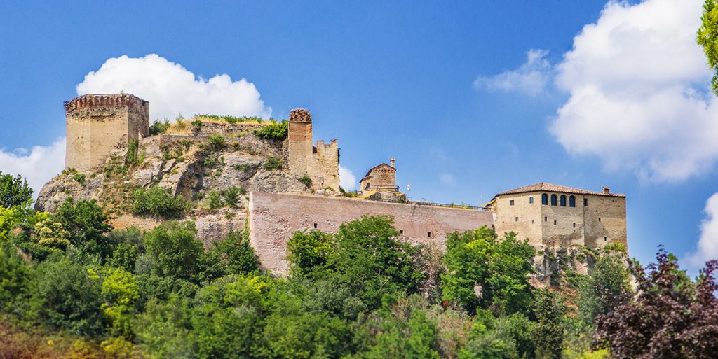 Castrocaro: Un gioiello medievale immerso nel paesaggio romagnolo