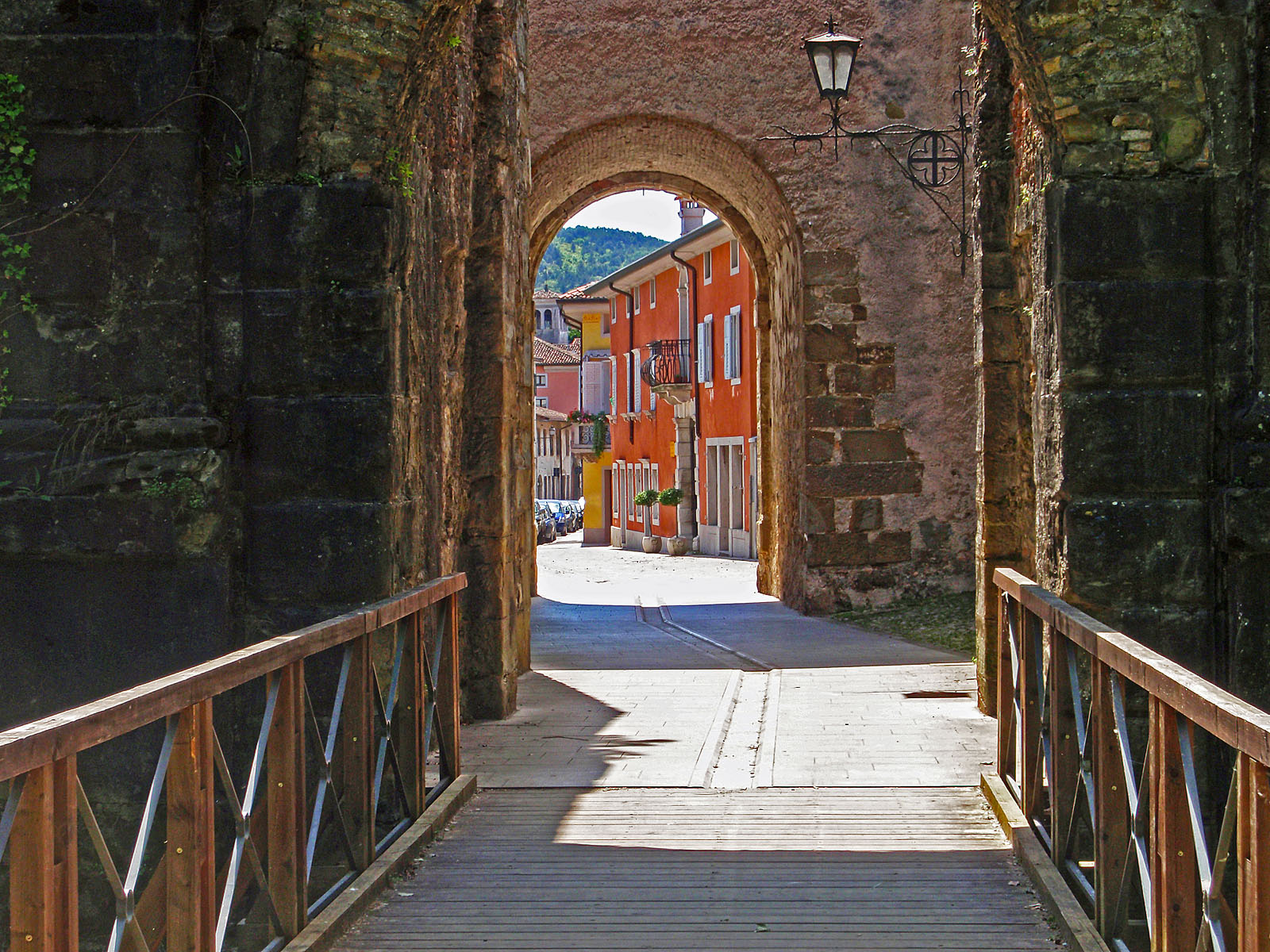 Festa di San Giovanni a Rimini: un’esplosione di gioia estiva