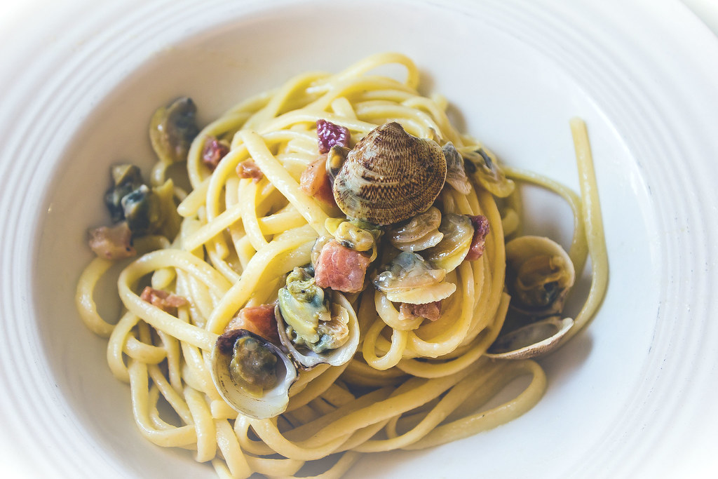 Pasta Fresca e Vongole: Un Gioiello della Cucina Romagnola