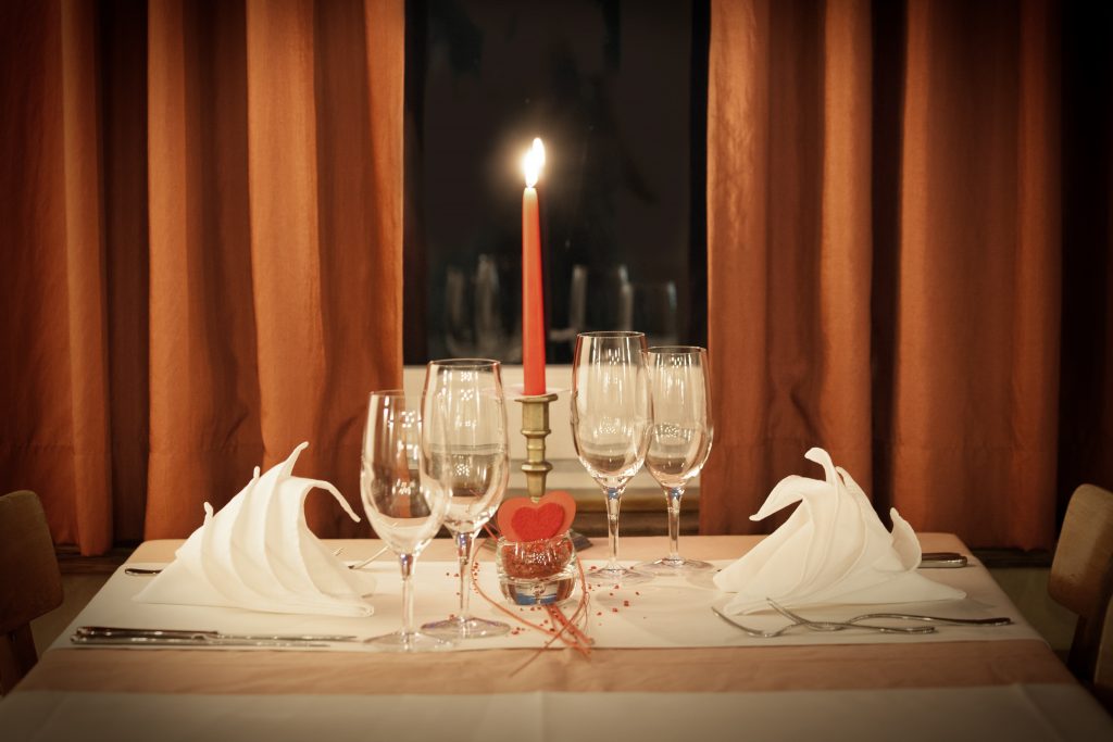San Valentino al Ristorante Corte San Ruffillo: Un Weekend di Delizie Romantice