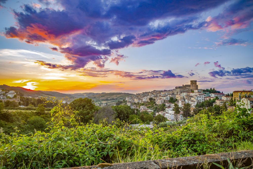 Esplorazione guidata di Castelnuovo: Miti, leggende e sapori romagnoli