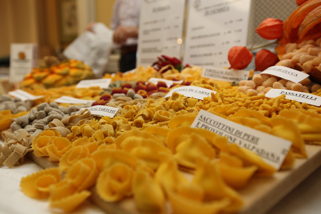La Pasticceria Succi di Santarcangelo: Tradizione e Innovazione in Romagna