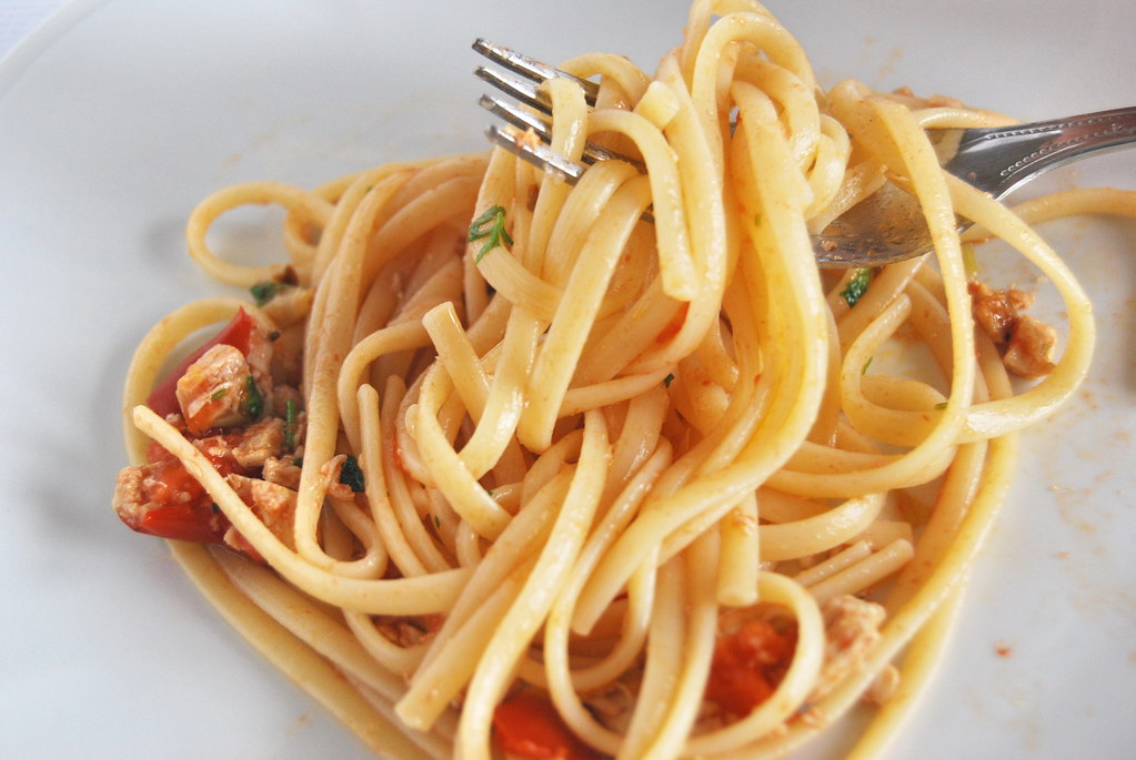 Un’originale fusione di sapori romagnoli: Spaghetti cacio e pepe con Scorfano dell’Adriatico