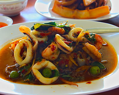 Delizioso Spaghettone con Cardo di Cervia e Gamberi Viola