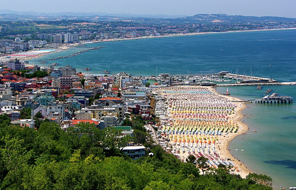 Un viaggio panoramico lungo la costa romagnola