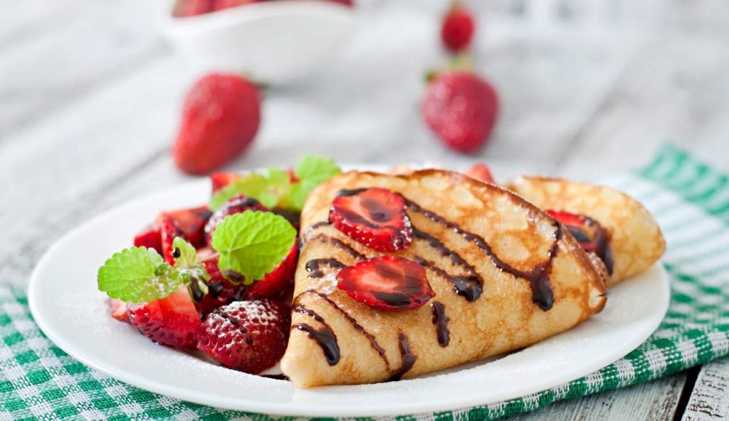 Crepes all’acqua, basta un ingrediente e create un capolavoro per occhi e palato | In 5 minuti parte la magia