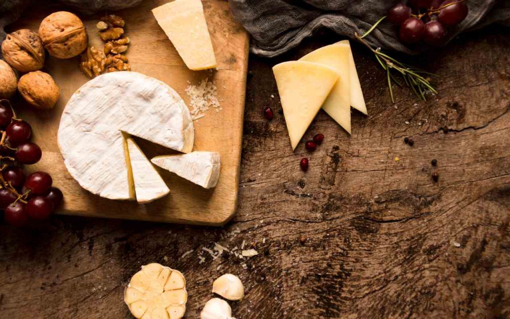 “È solo formaggio”: eppure ha mandato già in codice rosso decine di persone | Lo mangiate e vi distrugge i reni