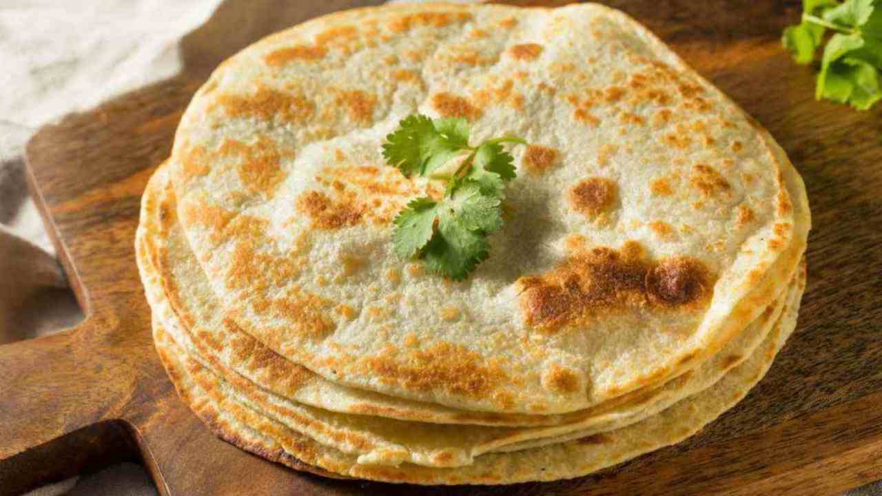 Smettete di comprare la piadina già pronta e preparatela in casa attenendovi alla ricetta tradizionale romagnola