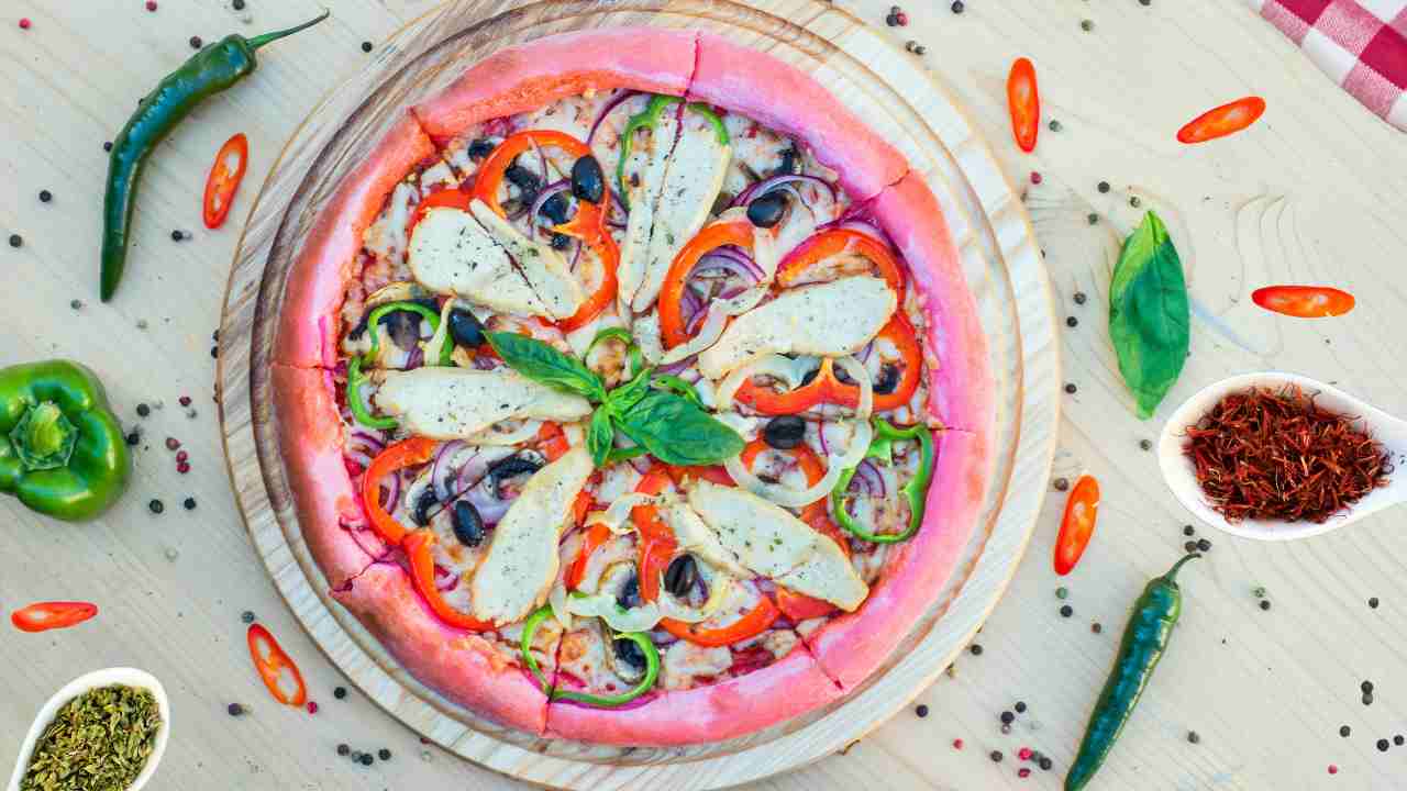 Pizza dal cornicione...rischioso (pexels.com) - romagnaatavola.it