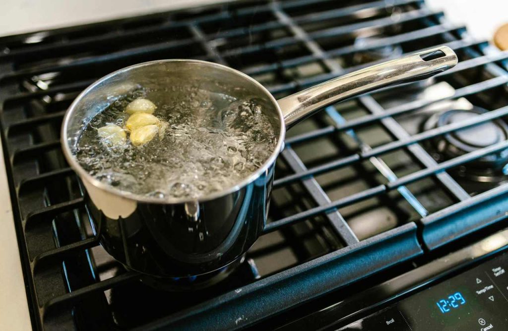 pentola con acqua