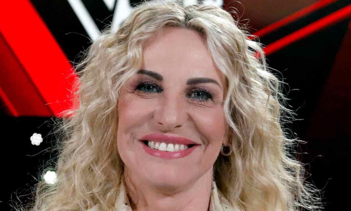 Antonella Clerici travolta dal sentimento: è completamente pazza di lui | altro che Garrone, adesso cambia tutto