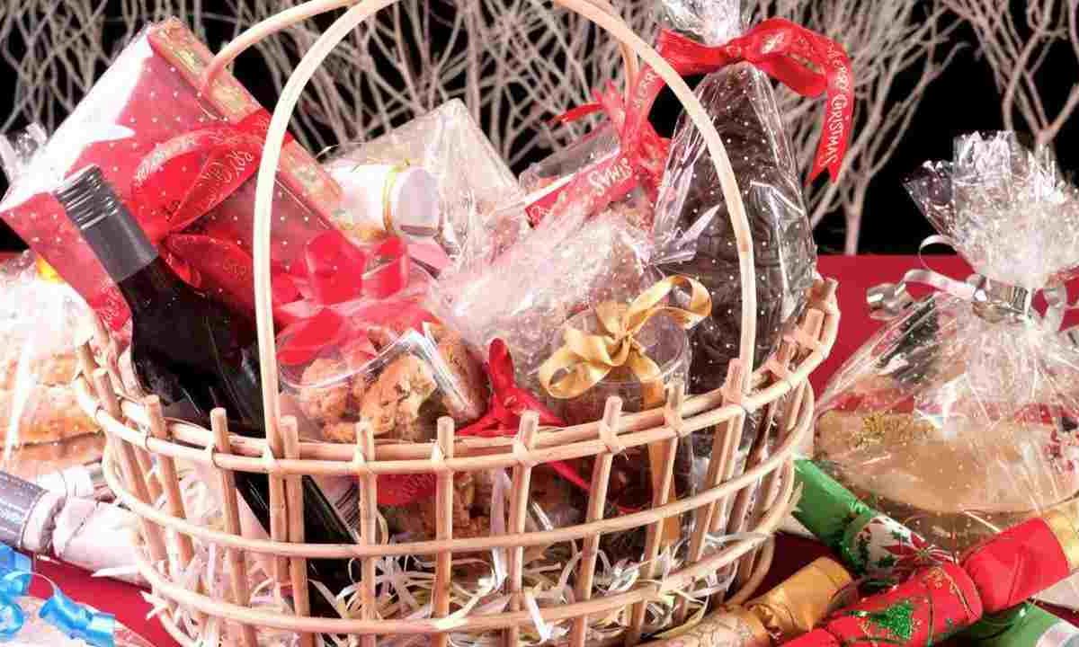 Cesto di Natale: il trucco per prepararlo senza spendere troppo (e fare un figurone)