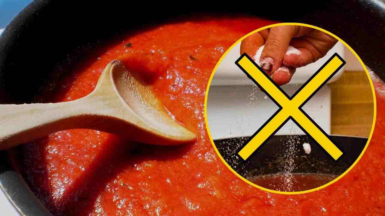 Zucchero nella passata, gli chef insorgono: l’errore che rovina la cucina italiana | Ecco perché non devi mai farlo