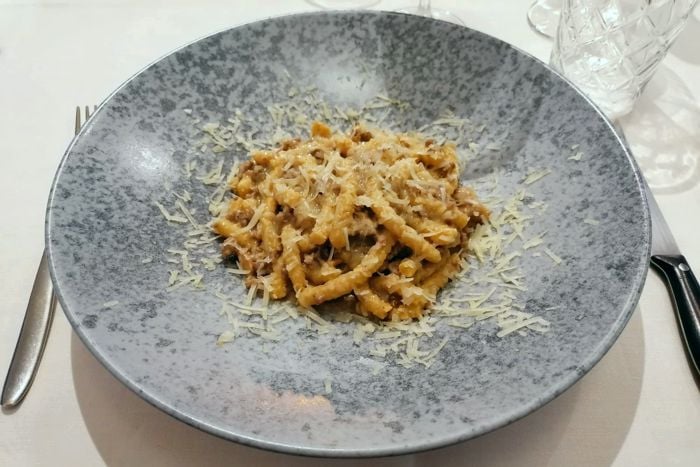 La Divina Bistecca - Rimini - Passatello con funghi porcini, salsiccia fatta in casa e spolverata di formaggio